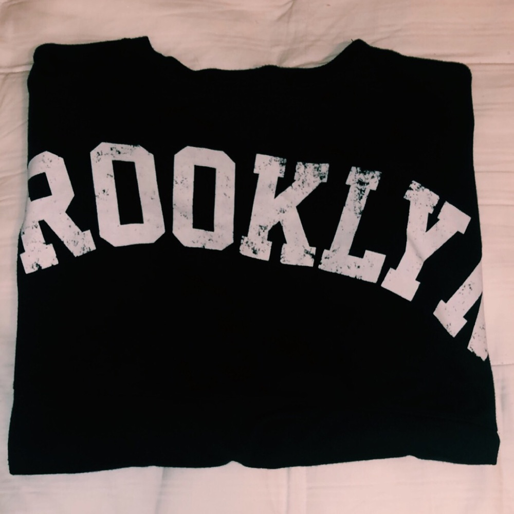 Brooklyn Long sleeve tee!